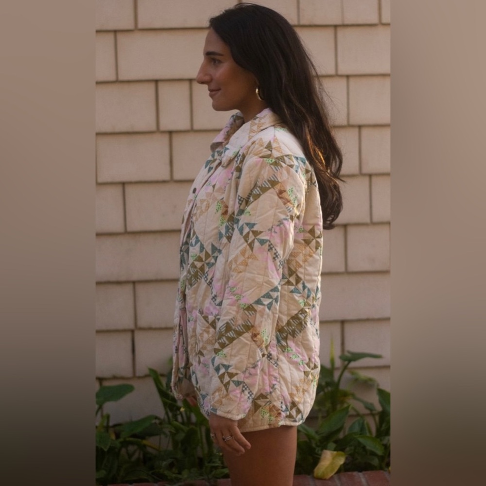 Cozy Cream And Pink Patchwork Quilted Cotton Jack… - image 6